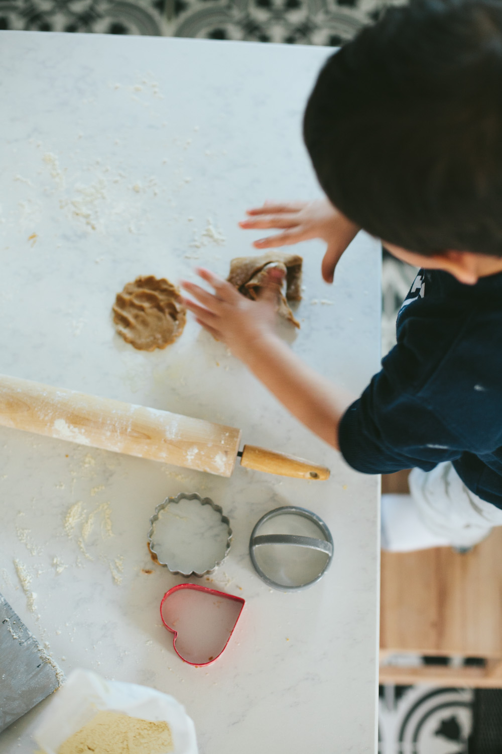 baking no-chill sugar cookies with kids